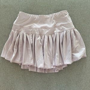Gold hinge skirt